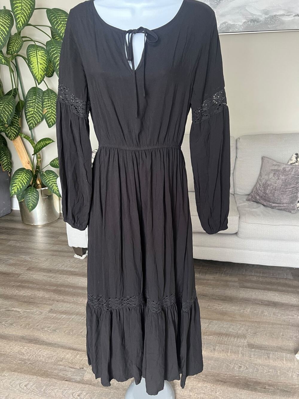 NWT Amellia Boho Small Maxi Dress Long-Sleeve Black #742